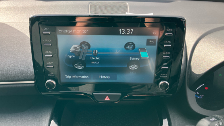 Toyota Yaris Cross 1.5 Hybrid Design 5dr CVT Hybrid Estate